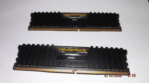 16GB 2X8 Desktop Ram DDR4 Vengeance LPX