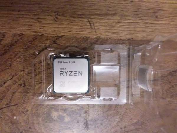 AMD Ryzen 5 3600 6-Core0