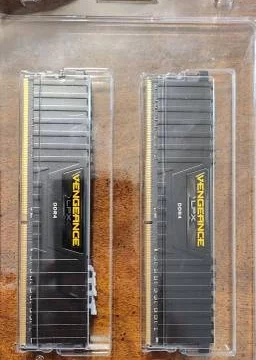 Corsair Vengeance LPX 16GB (2x8GB) DDR4 DRAM 3200MHz