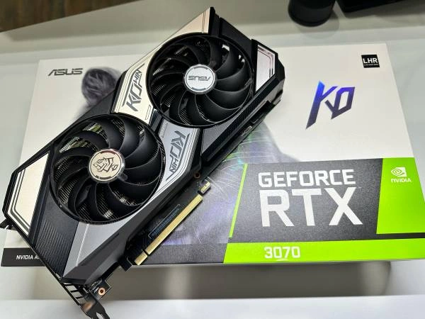 Nvidia RTX 3070 Asus KO0